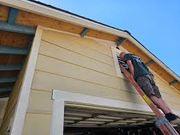 Best Wood Siding Installation  in Elmendorf, TX